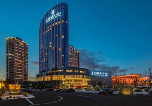 日全食经济推动酒店和旅游升温