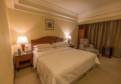 常平第三家五星级酒店欧亚国际酒店昨正式亮相