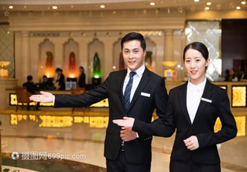 【公告】张先厚荣任世界酒店联盟副理事长