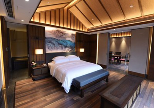 选择智慧酒店系统有哪些优势呢？